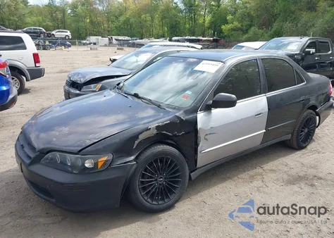 1998 Honda Accord Lx from USA, damaged, VIN 1HGCG5647WA174295
